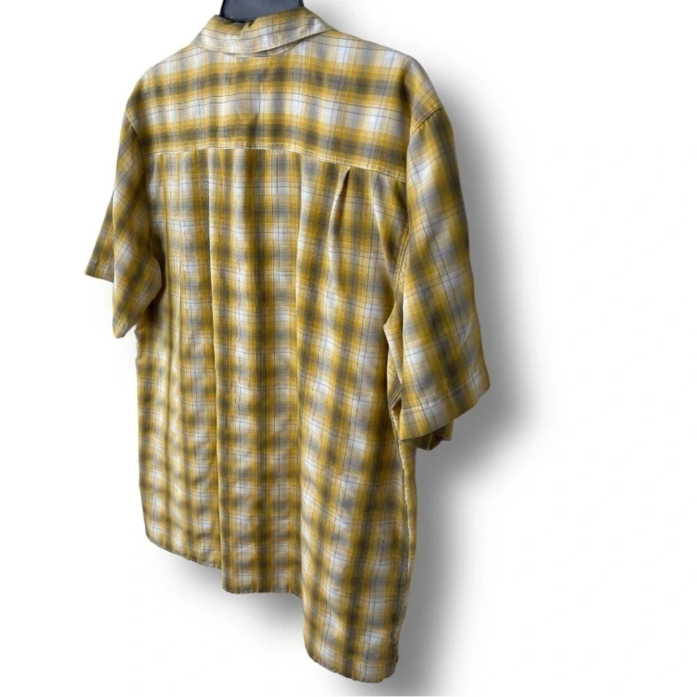 THE North Face Button Down Gold Plaid Short Sleeve Shirt Size Large